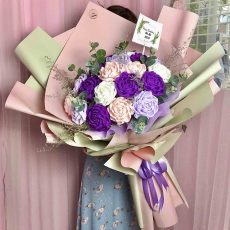 Bó hoa giấy nhún xoắn tím