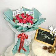 Hoa giấy handmade đỏ bó 18B