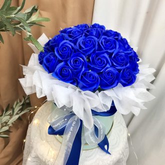 Hoa hồng sáp xanh hộp trụ