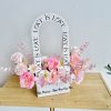 Giỏ love hoa sáp hồng trắng