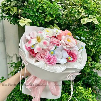 Bó hoa sáp mix tulip hồng