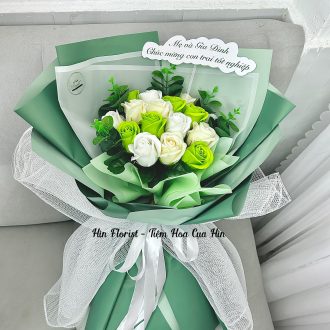 Bó 16 hoa sáp xanh cốm