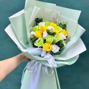 Bó hoa hồng sáp xanh vàng 19B
