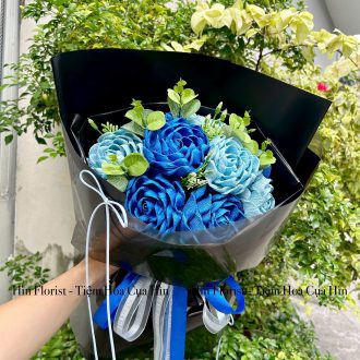 Bó hoa giấy xanh gói tròn 9B