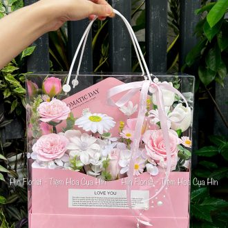 Hộp hoa sáp bìa thư hồng