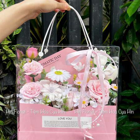 Hộp hoa sáp bìa thư hồng