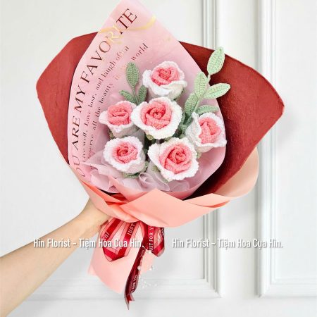 Bó 6 hoa hồng móc len