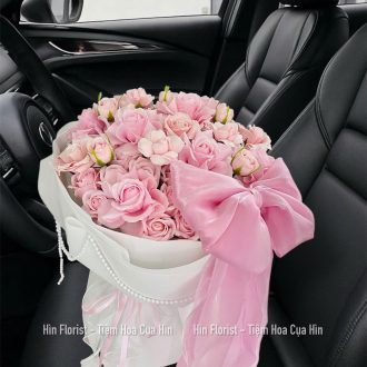 Bó hoa hồng sáp nơ hồng 50B