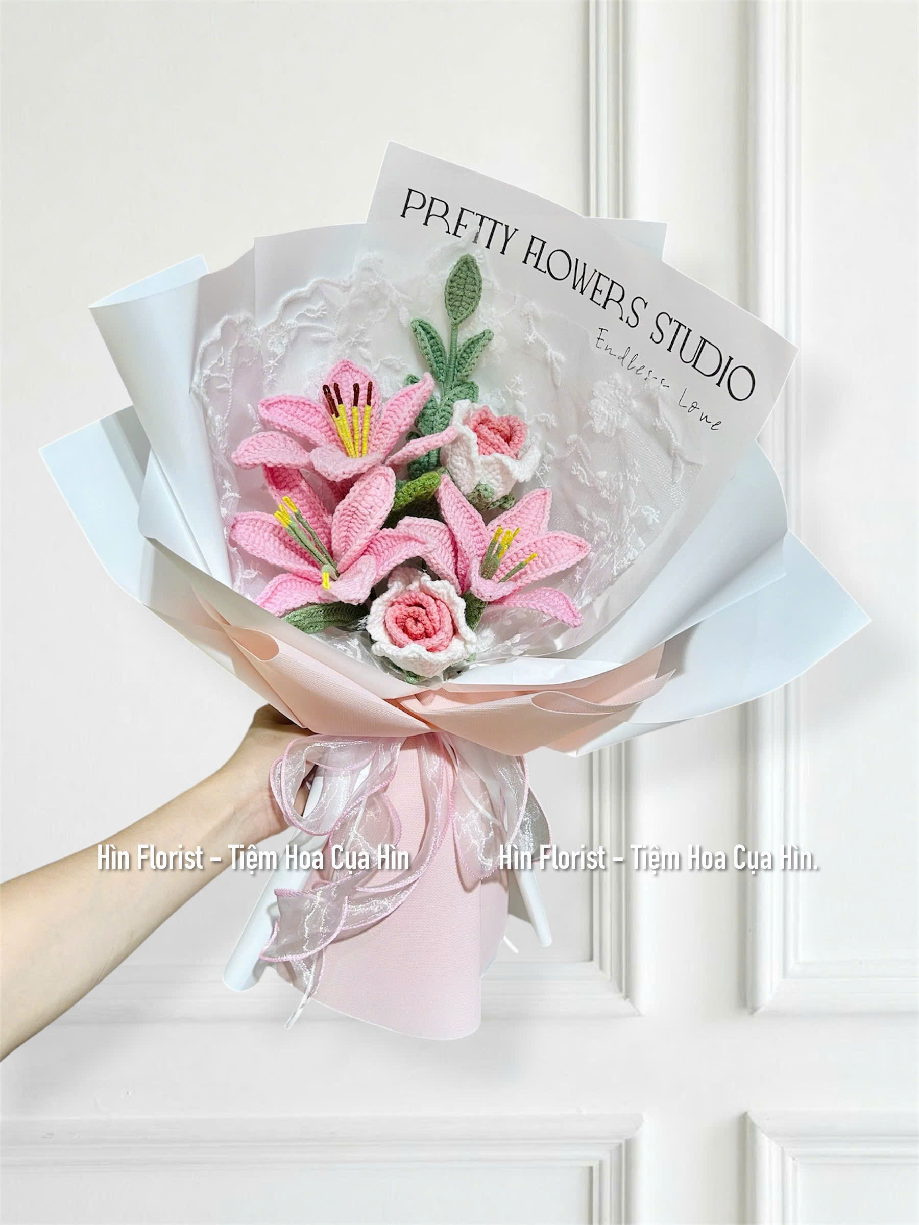 Bó hoa len lily mix hồng Bó hoa len lily mix hồng