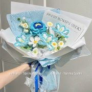 Bó hoa len xanh dương trắng