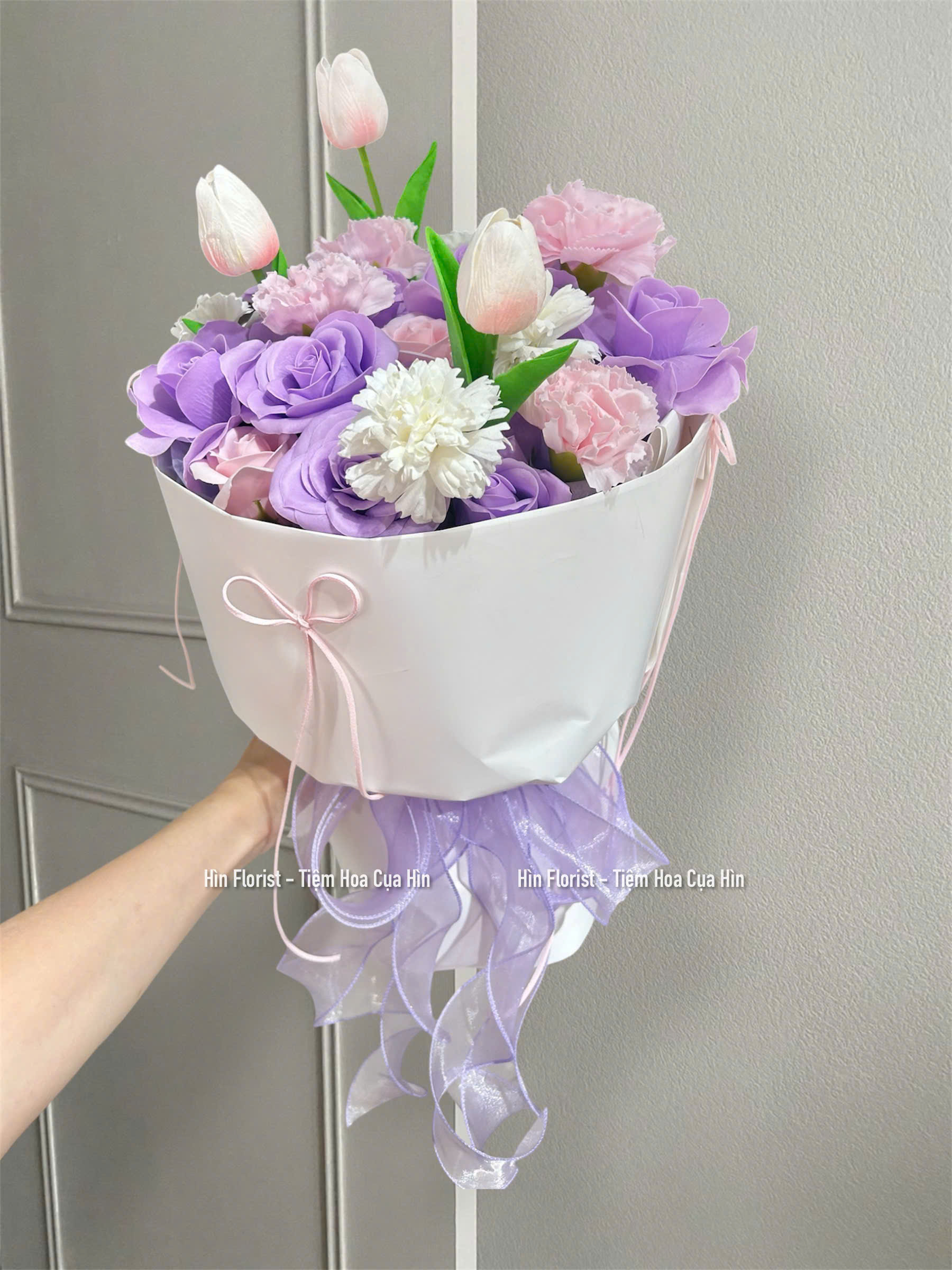 Bó hoa sáp hồng trắng tím 29B Bó hoa sáp hồng trắng tím 29B