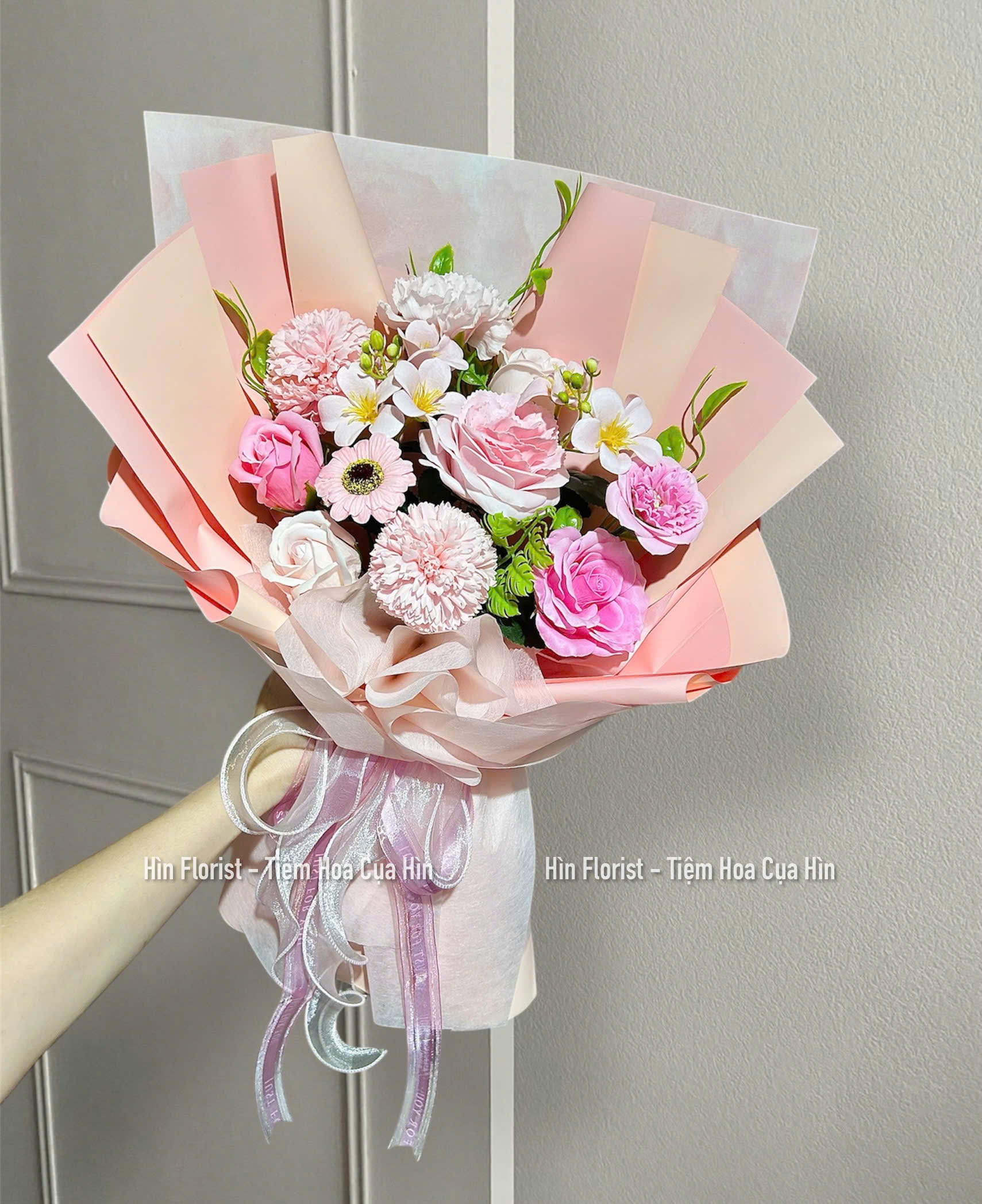 Bó hoa sáp mix full hồng Bó hoa sáp mix full hồng
