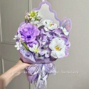 Bó hoa sáp mix lụa tím nhạt