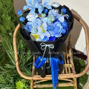 Hoa sáp điểm hoa lụa xanh