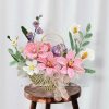 Giỏ hoa len hồng tím trắng