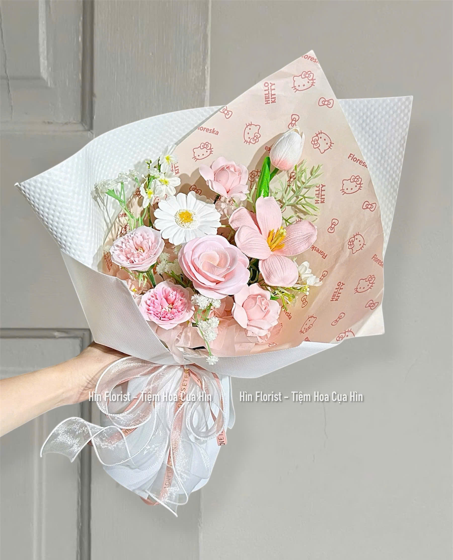 Bó hoa sáp hồng hello kitty Bó hoa sáp hồng hello kitty