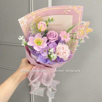 Bó hoa sáp nhỏ tím hồng