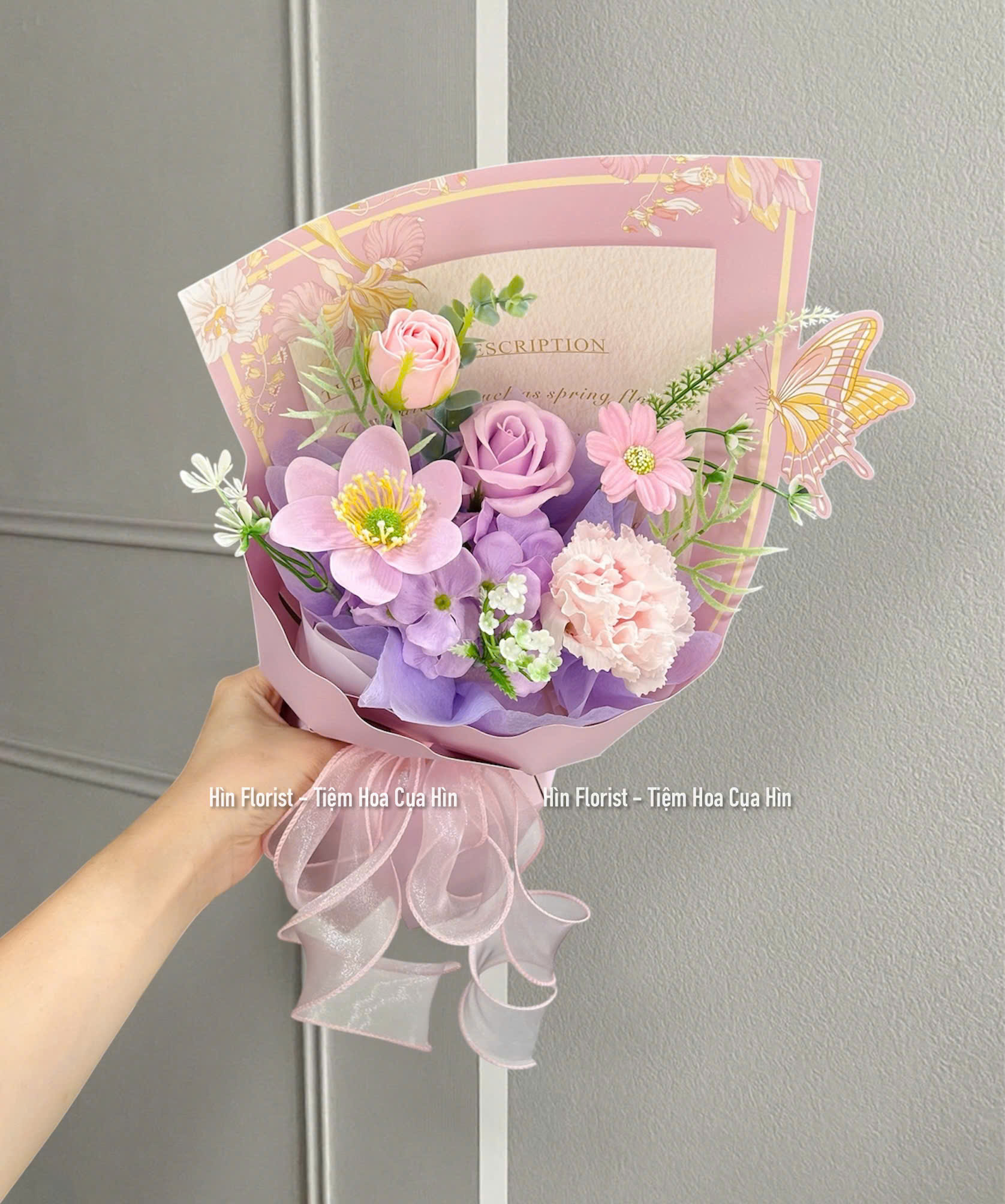 Bó hoa sáp nhỏ tím hồng Bó hoa sáp nhỏ tím hồng